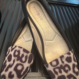 Bandolino Black and Brown Leopard Flats